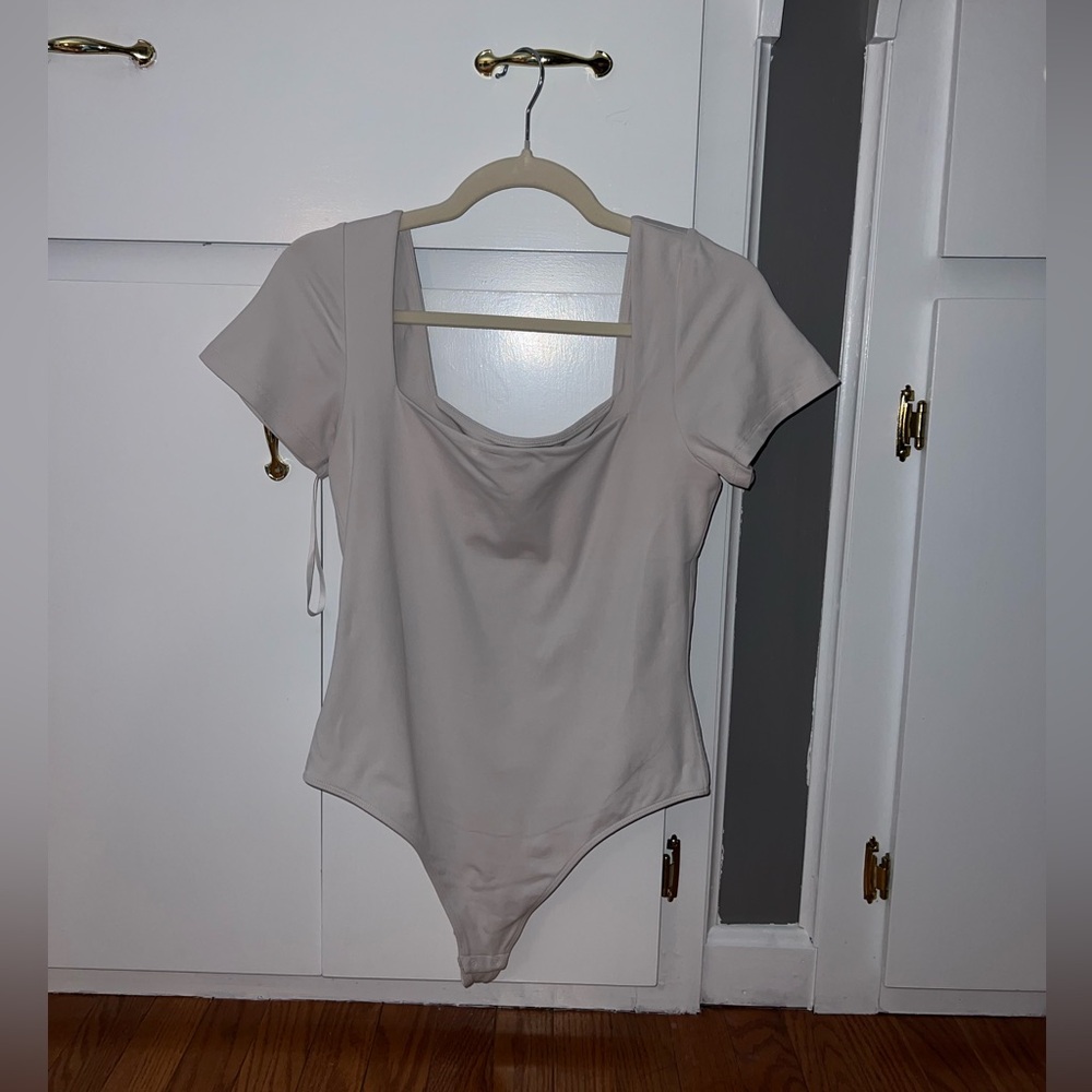 Aritzia Square Neck Bodysuit